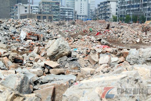 建筑水泥塊垃圾